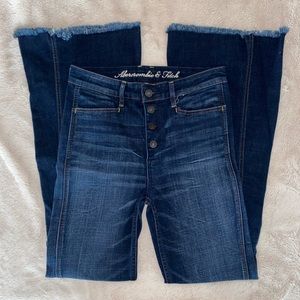 Abercrombie & Fitch High Rise Flare Jeans- Size 6S
